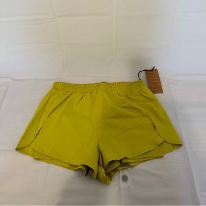 Girlfriend Collective Trail Short - Chartreuse - Size L